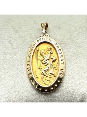 14k Yellow Gold Oval Pendant for Necklace Saint Christopher 2.32 Grams Unisex